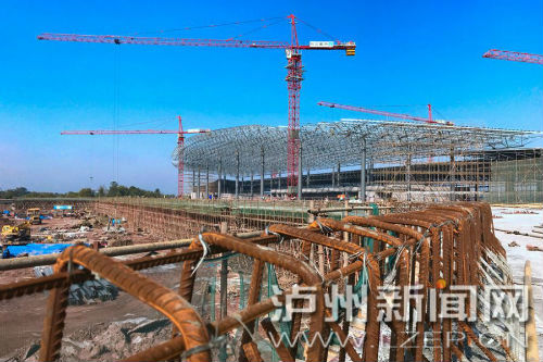州云龍機場正全速推進建設(shè)，確保7月1日前投入運行。 瀘州日報記者 牟科 攝3